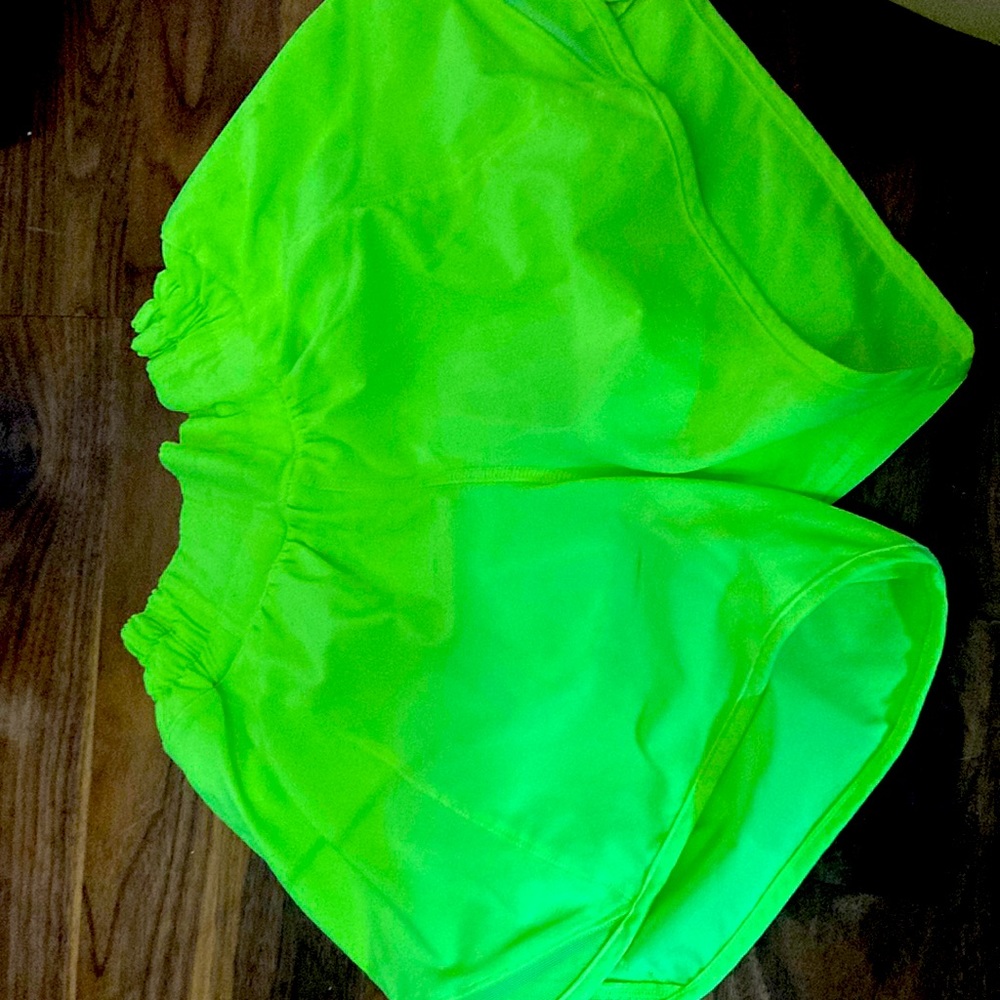 lululemon hotty hots